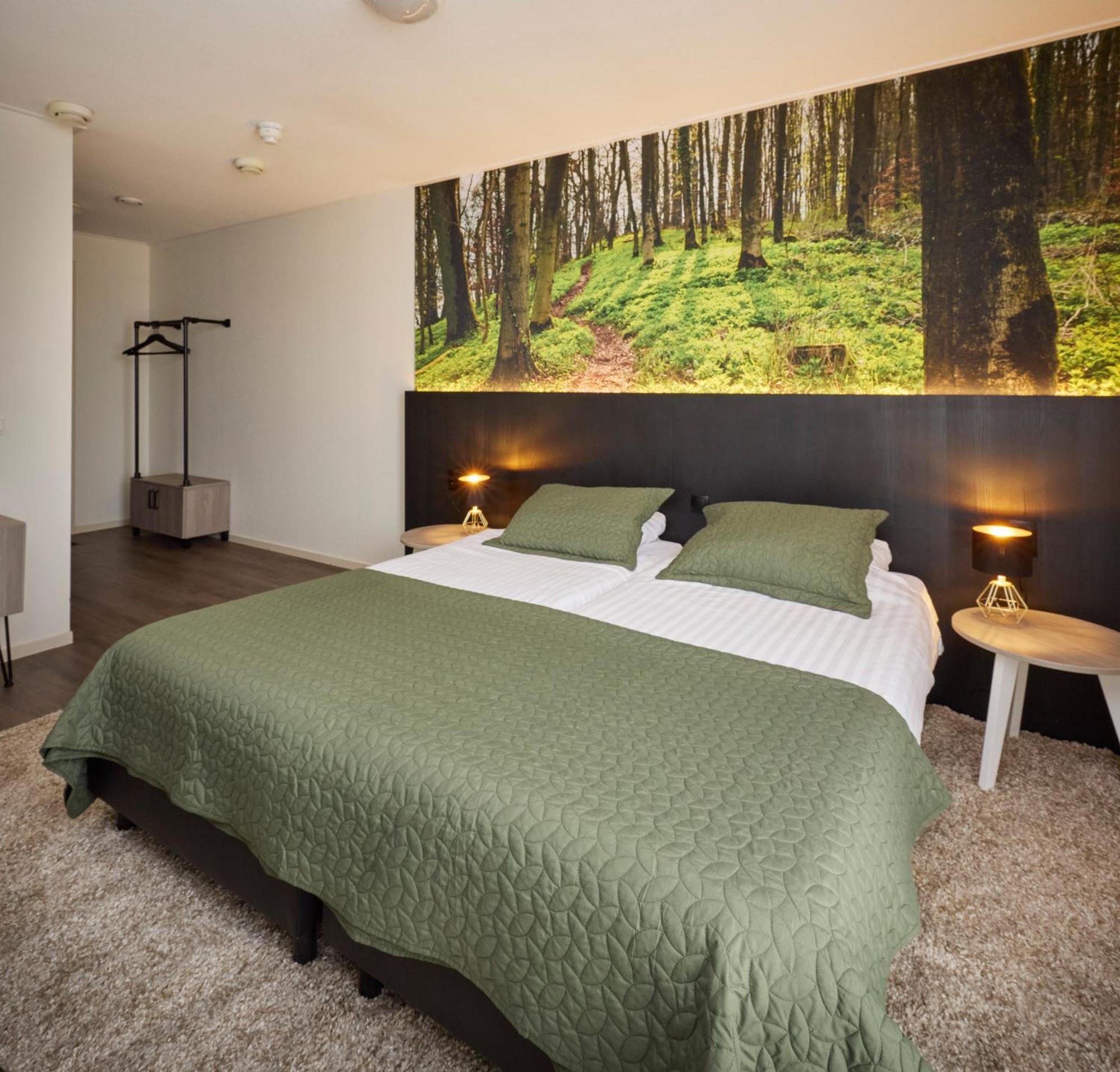 Hotel 'T Gemeentehuis Bedum Екстер'єр фото